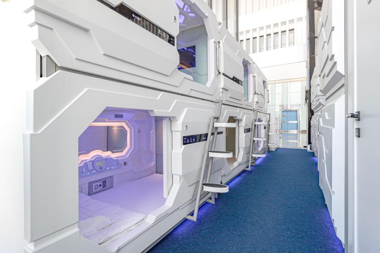 Caps Lock Airport Hotel Astana Luaran gambar